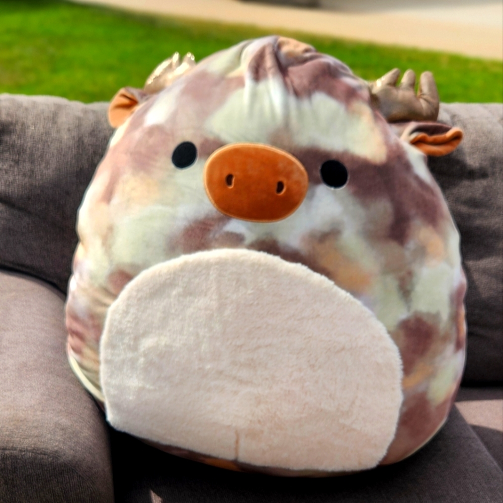 SQUISHMALLOW 24" Greggor the Moose